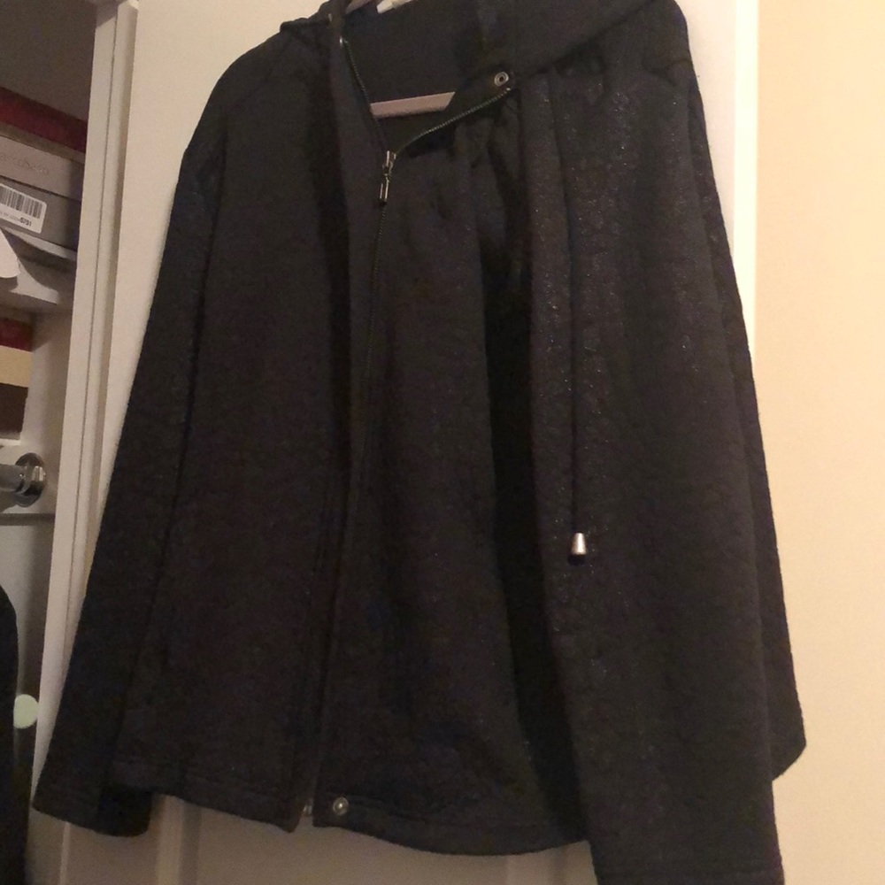 Zip up hooded jacket quilted